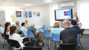 Детальніше про статтю Клуб розмовної англійської мови: як перестати відкладати на потім