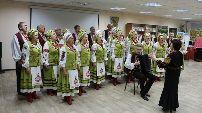 У Чижевського співала «Горлиця»