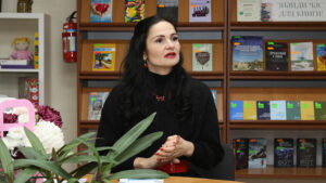 Детальніше про статтю Творчий вечір до дня народження Ольги Могильди «Осіння проза у віршах»