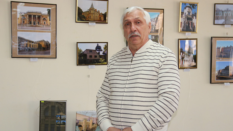 Ви зараз переглядаєте Палаци, що розповідають історії