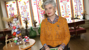 Детальніше про статтю Великодній код нації, або Як у бібліотеці проходили етнологічні читання