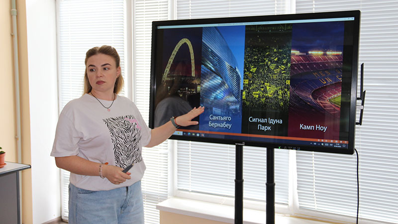 Ви зараз переглядаєте Футбольний туризм: глобальний феномен, стадіони та музеї світу