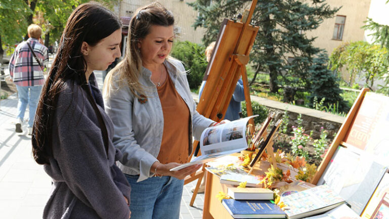 Барви українського мистецтва