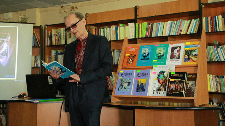 «Шторм часу»: слово, що тримає курс