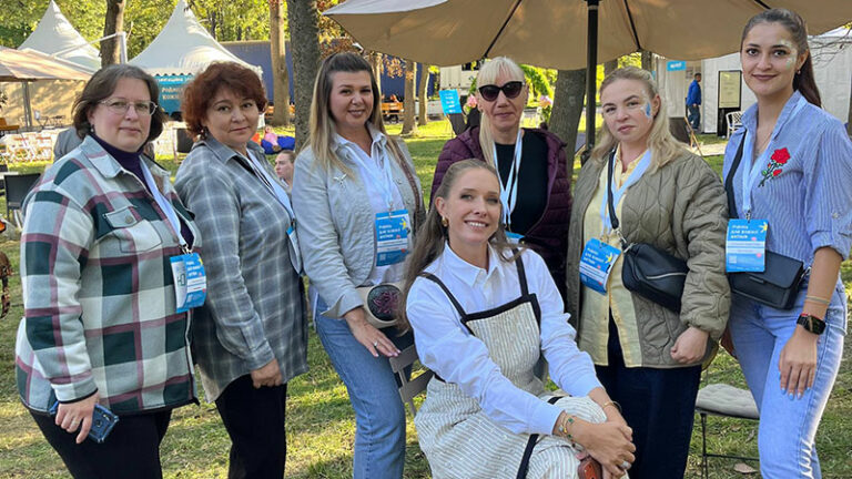 Творчість, родинне тепло та щасливі дитячі усмішки: у Кропивницькому влаштували сімейний пікнік